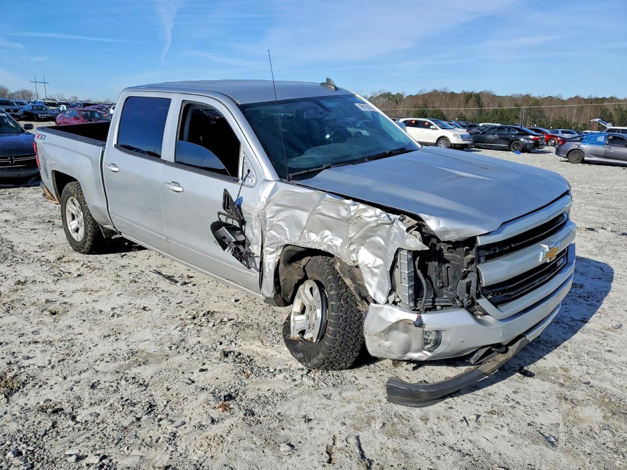 2018 CHEVROLET SILVERADO K1500 LT photo 4