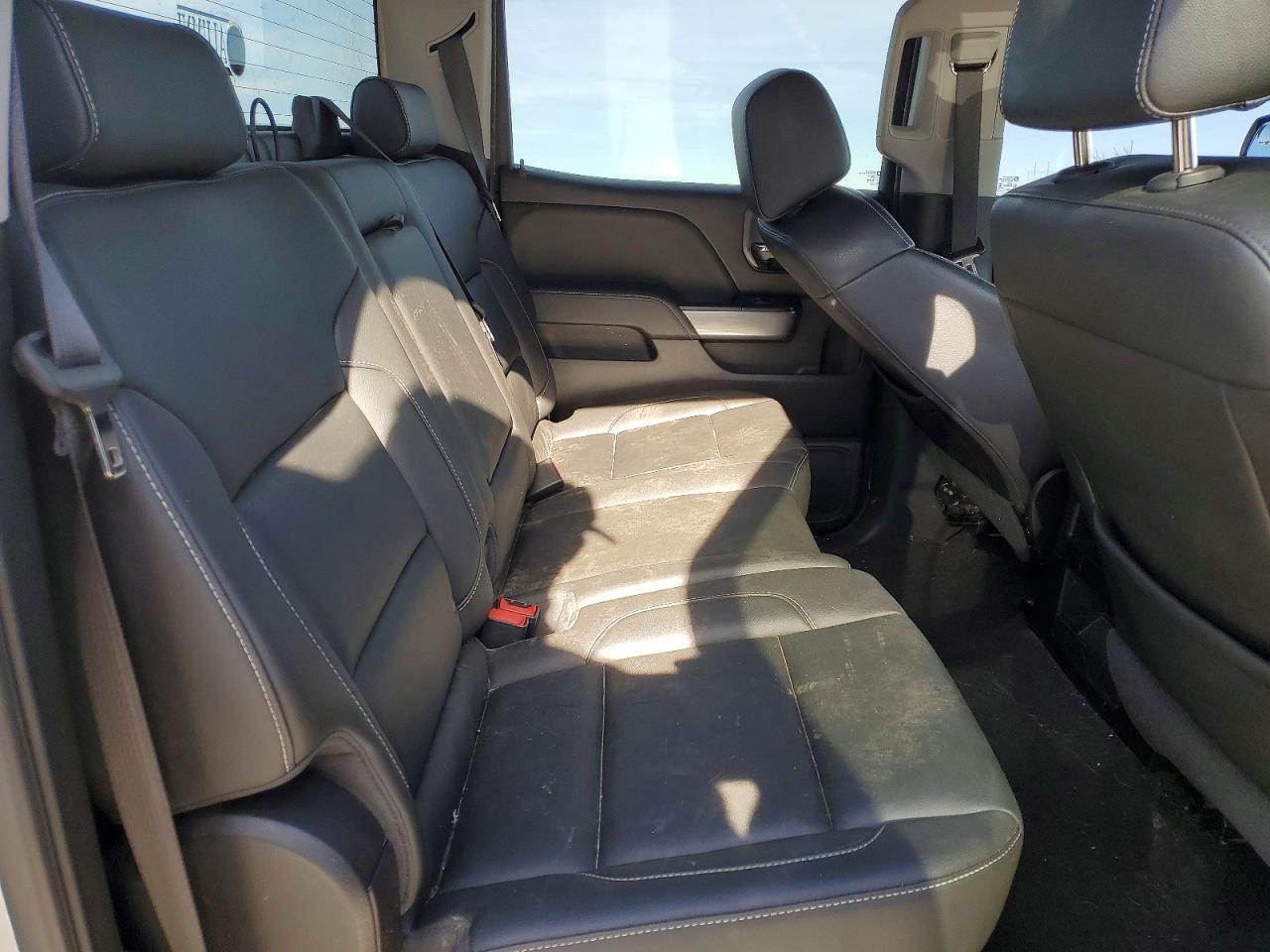 2018 CHEVROLET SILVERADO K1500 LT photo 10