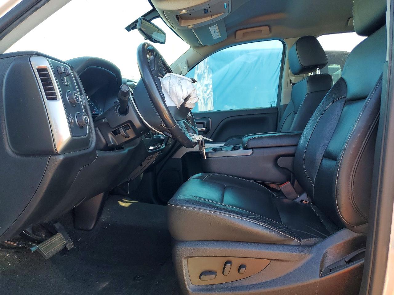 2018 CHEVROLET SILVERADO K1500 LT photo 7