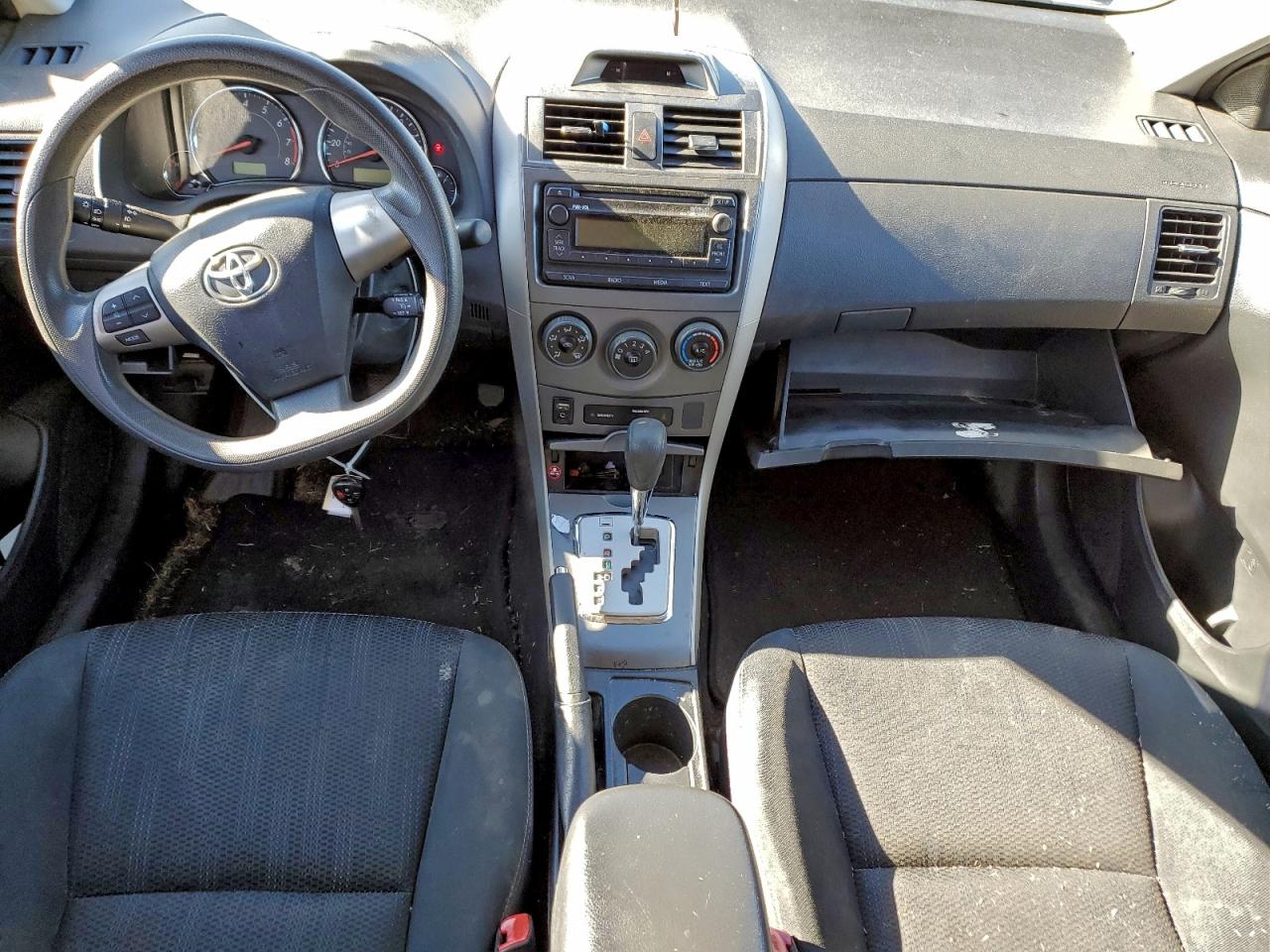 2012 TOYOTA COROLLA BASE photo 8