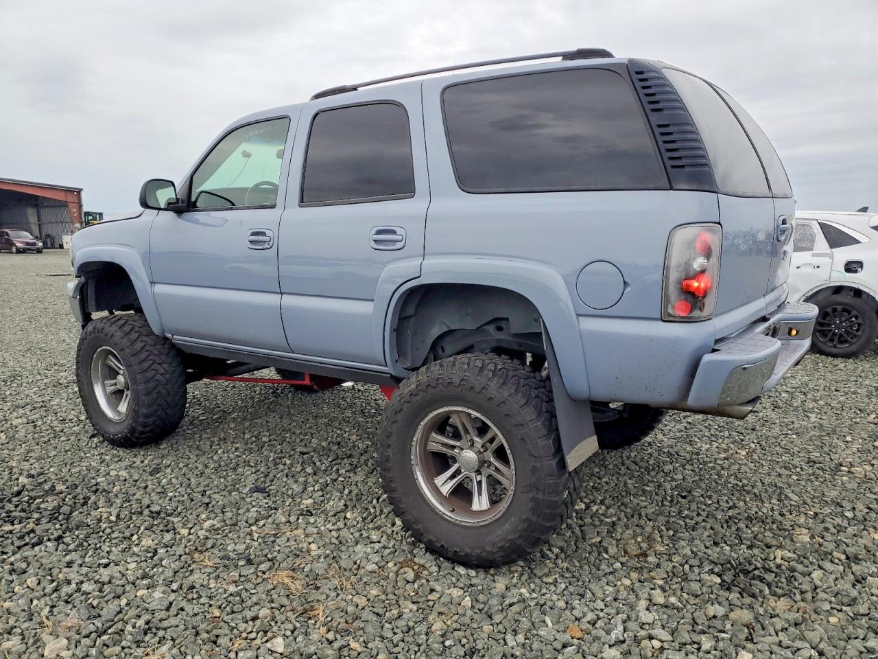 2003 CHEVROLET TAHOE K1500 photo 2