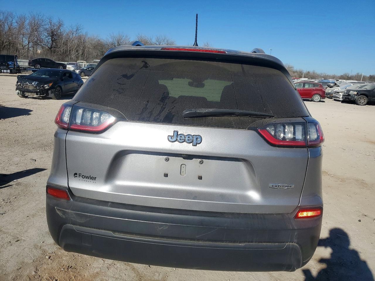 2021 JEEP CHEROKEE LATITUDE photo 11