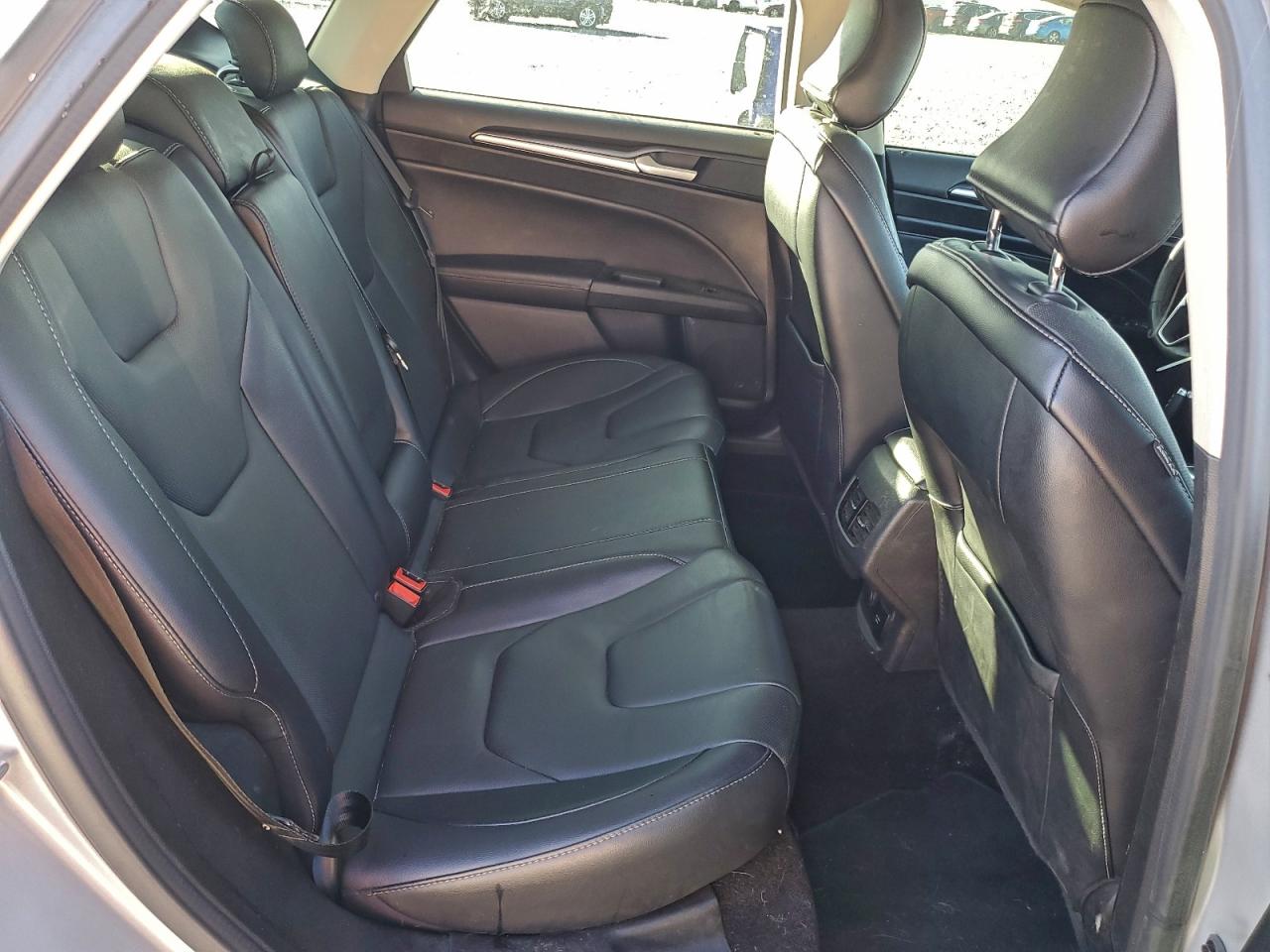 2017 FORD FUSION TITANIUM photo 10