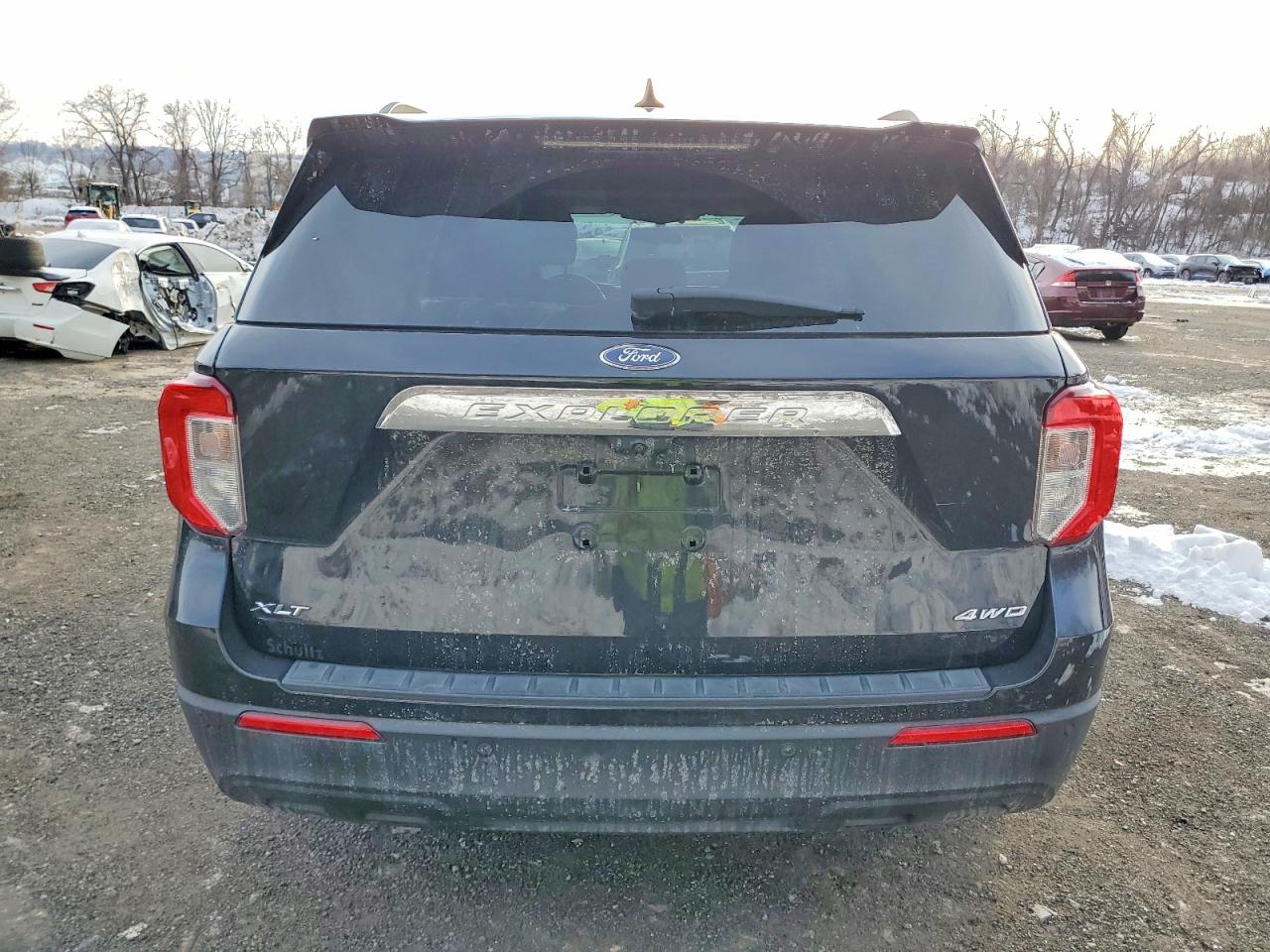 2021 FORD EXPLORER XLT photo 6