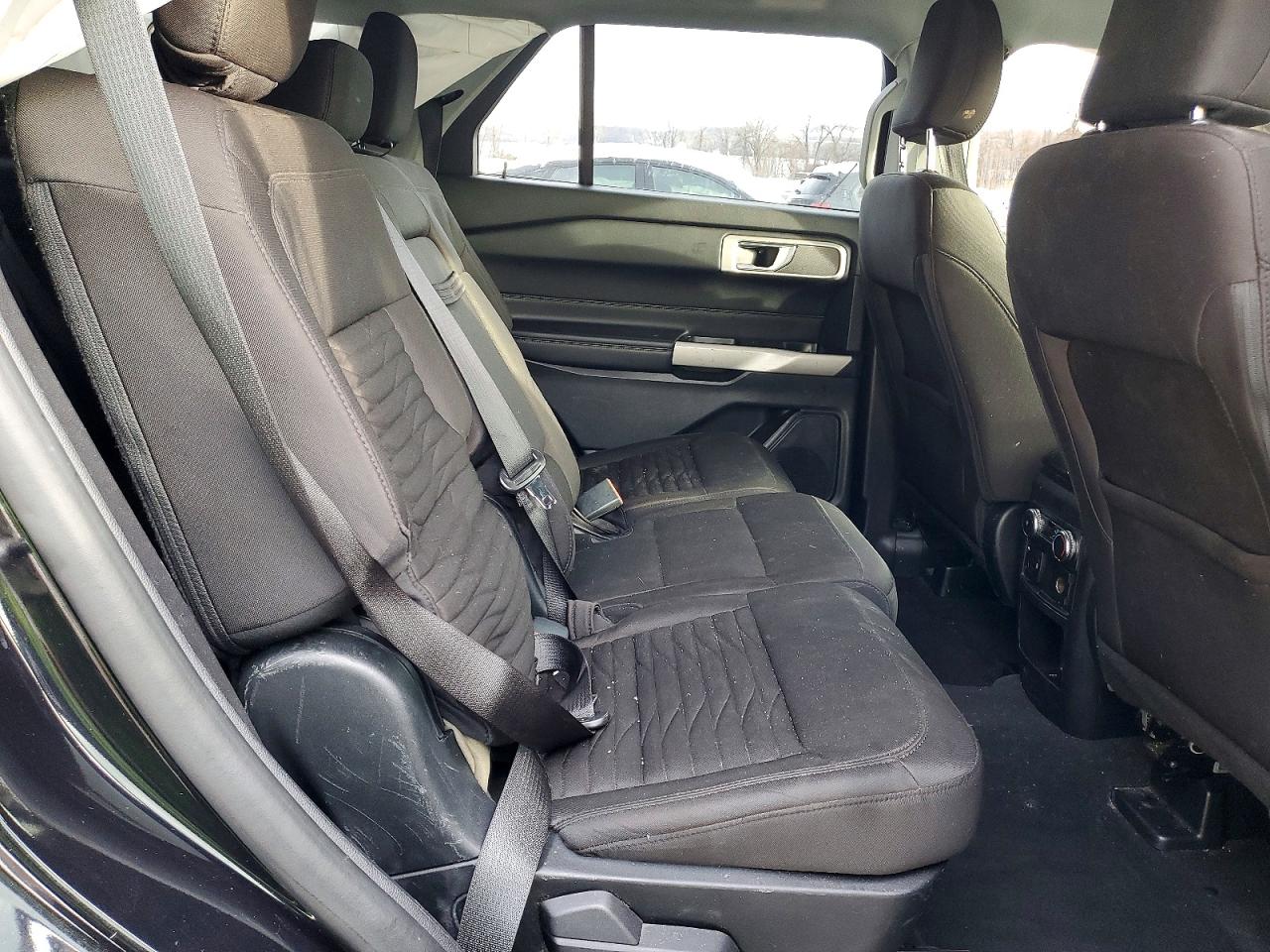 2021 FORD EXPLORER XLT photo 11