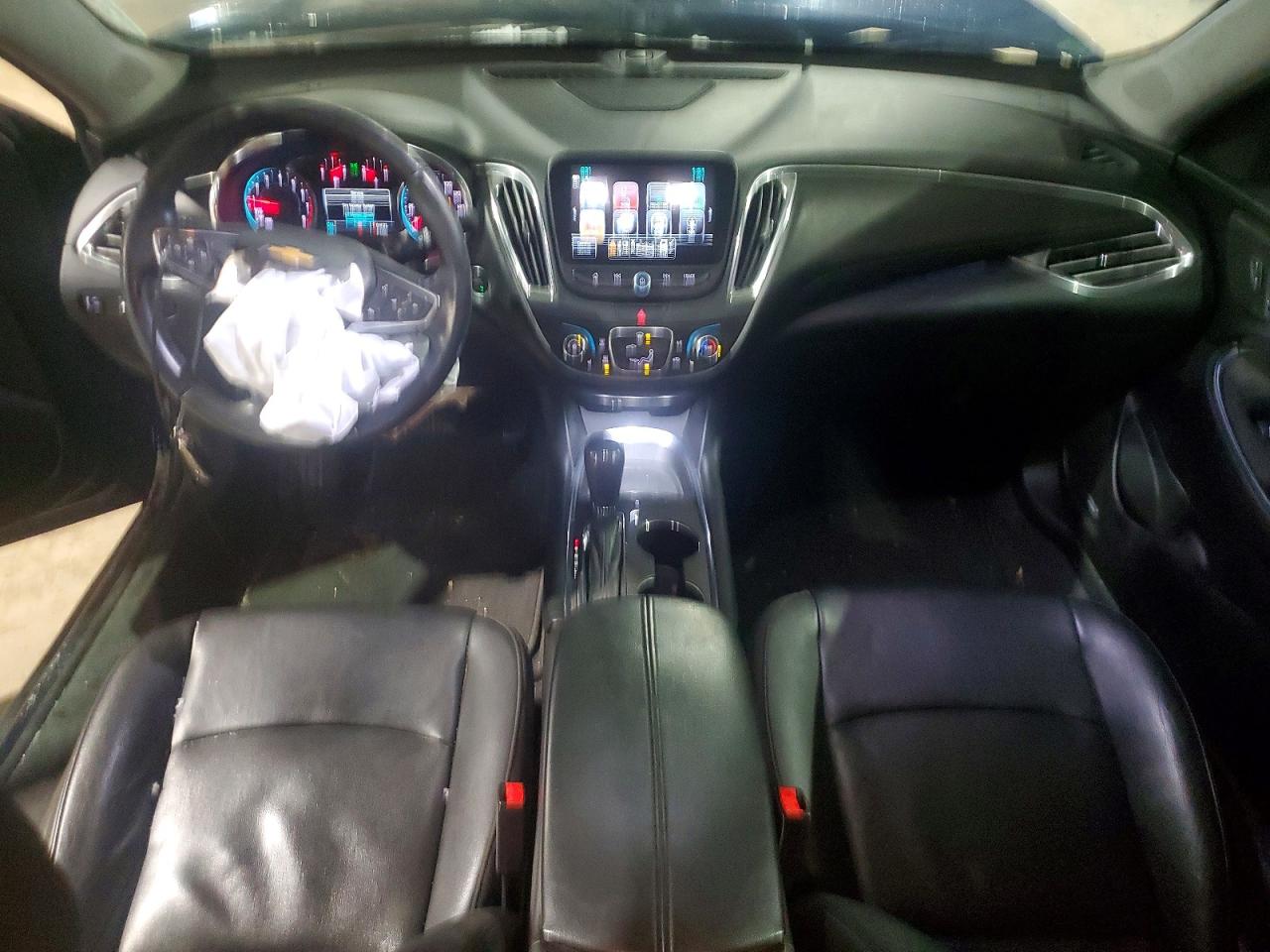 2018 CHEVROLET MALIBU LT photo 8
