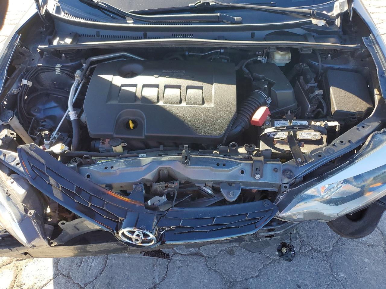 2015 TOYOTA COROLLA L photo 11