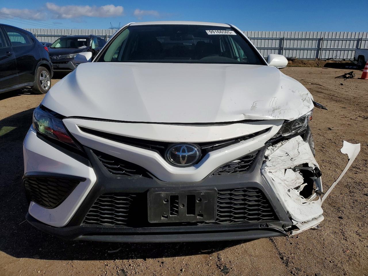 2022 TOYOTA CAMRY SE photo 13