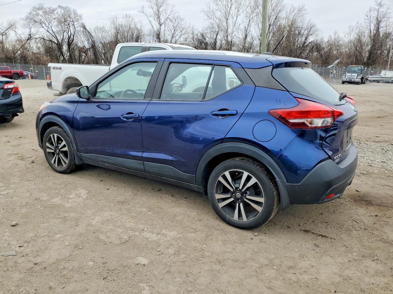 2019 NISSAN KICKS S photo 2