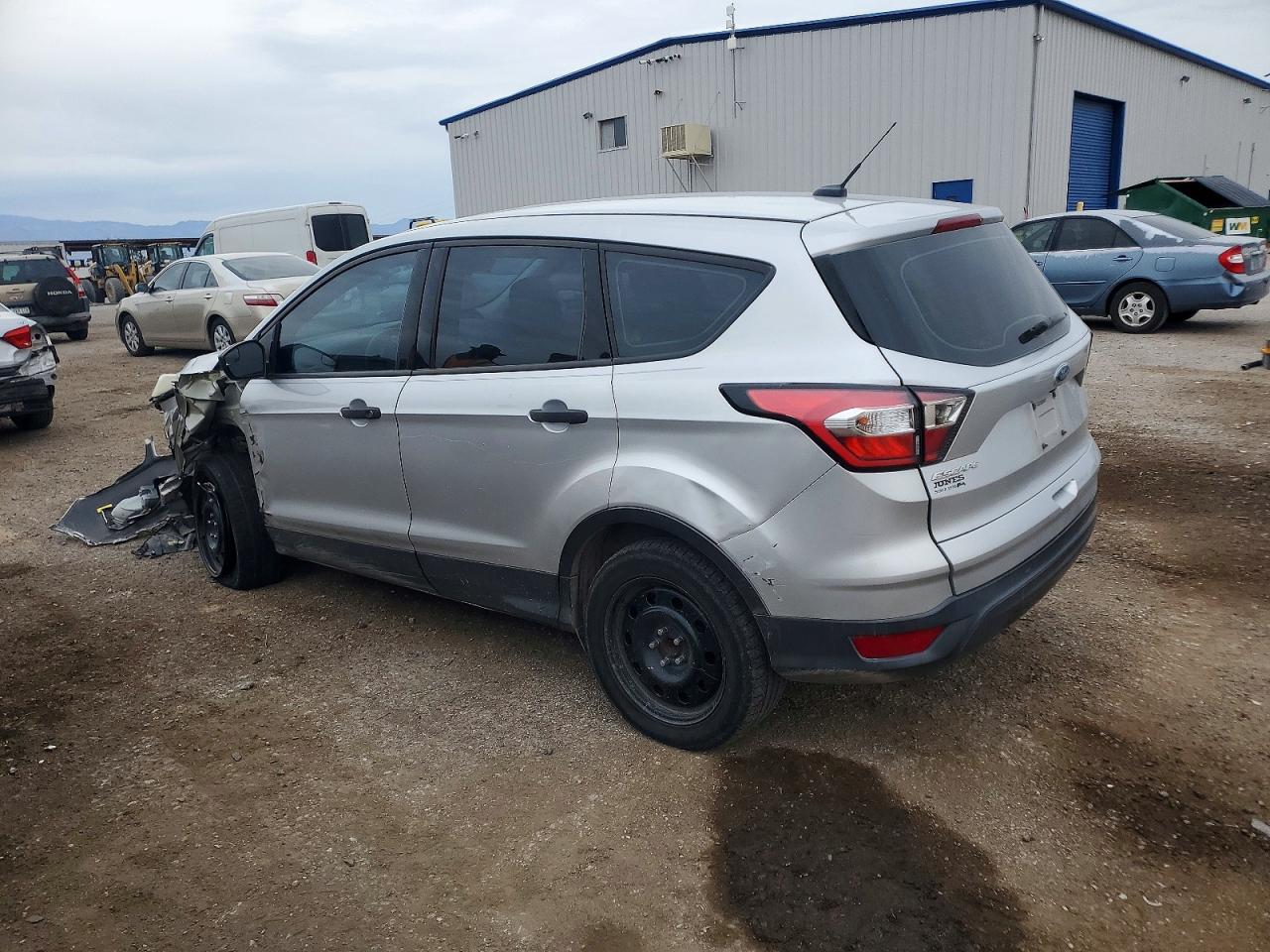 2018 FORD ESCAPE S photo 2