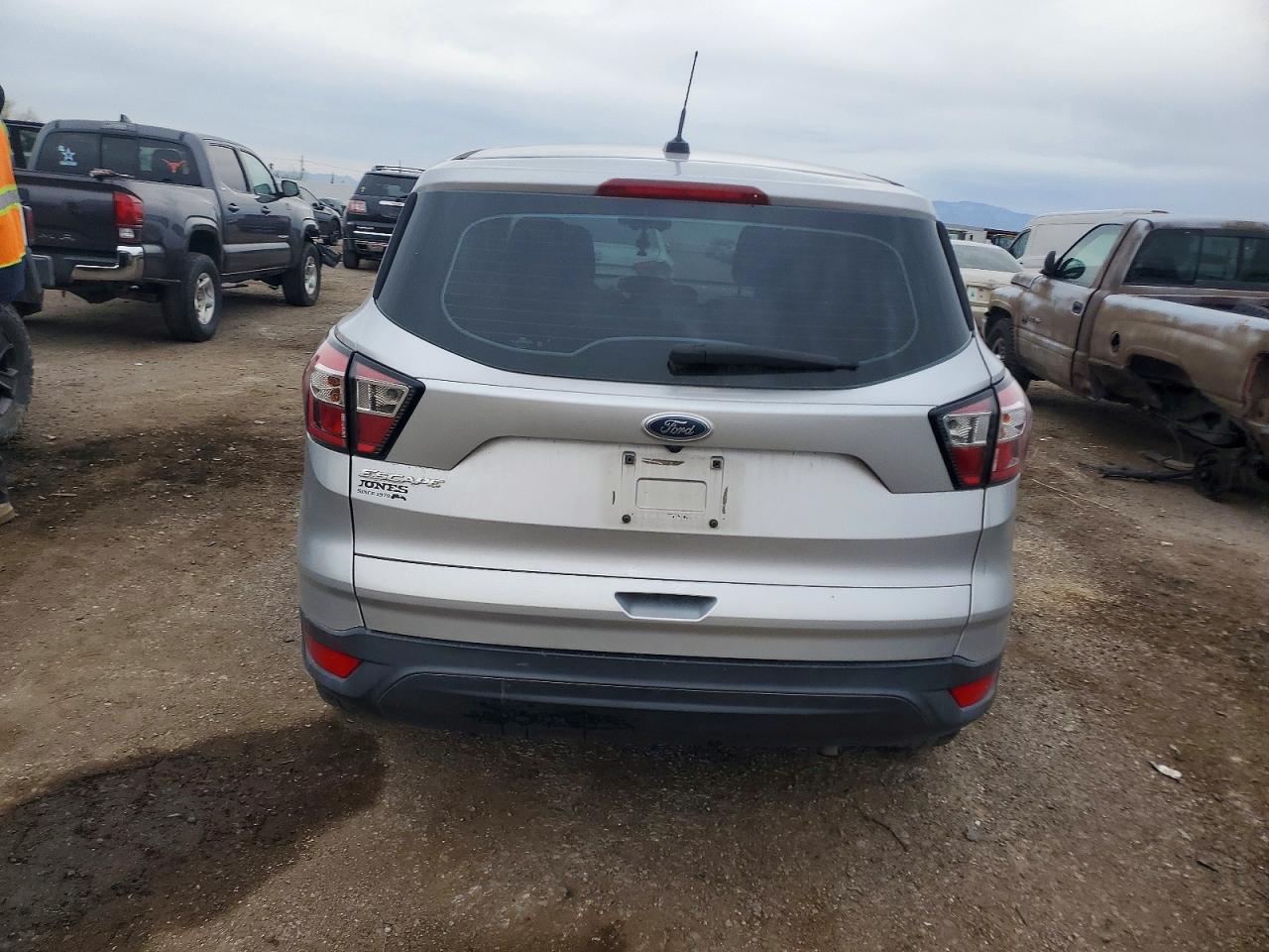 2018 FORD ESCAPE S photo 6