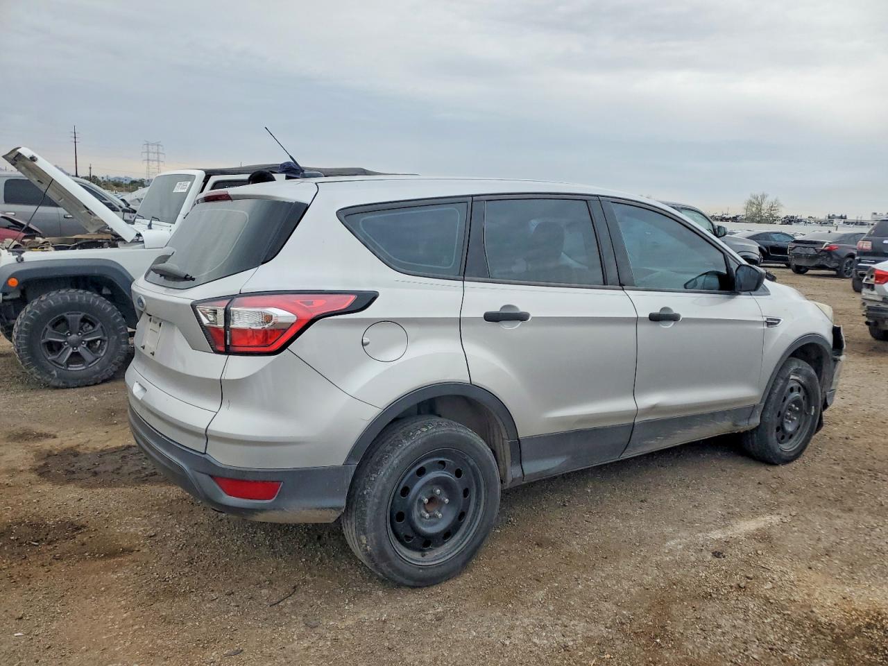 2018 FORD ESCAPE S photo 3