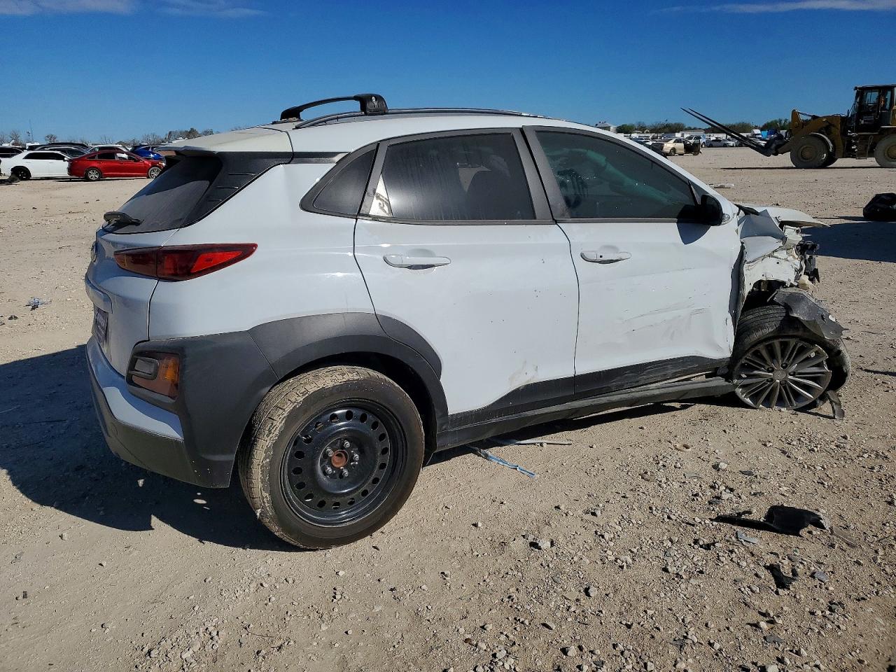 2020 HYUNDAI KONA SEL photo 3