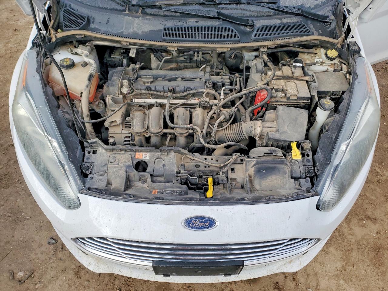 2015 FORD FIESTA SE photo 21