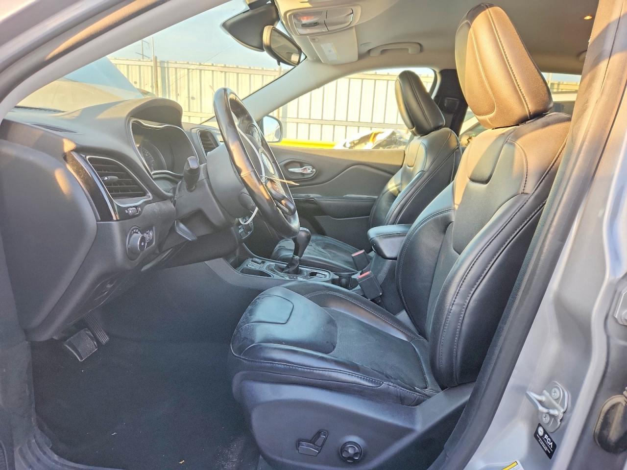2021 JEEP CHEROKEE LATITUDE PLUS photo 7