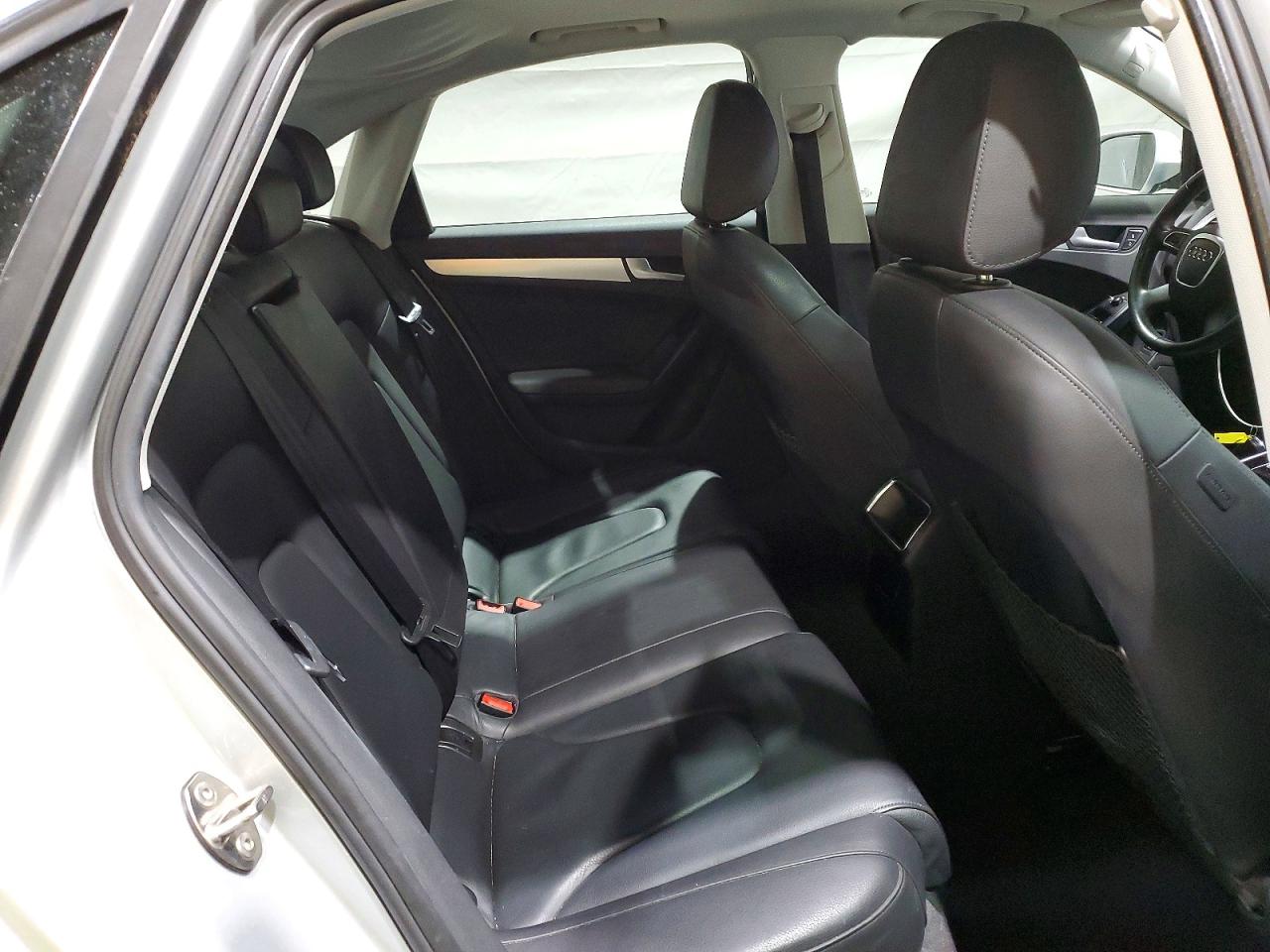 2010 AUDI A4 PREMIUM photo 10