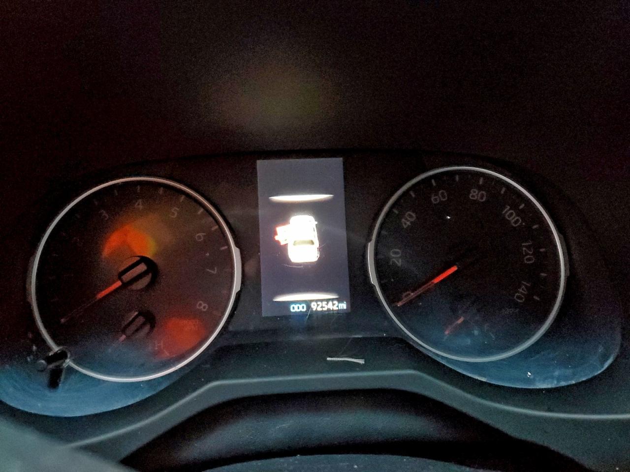 2019 TOYOTA RAV4 XLE photo 9
