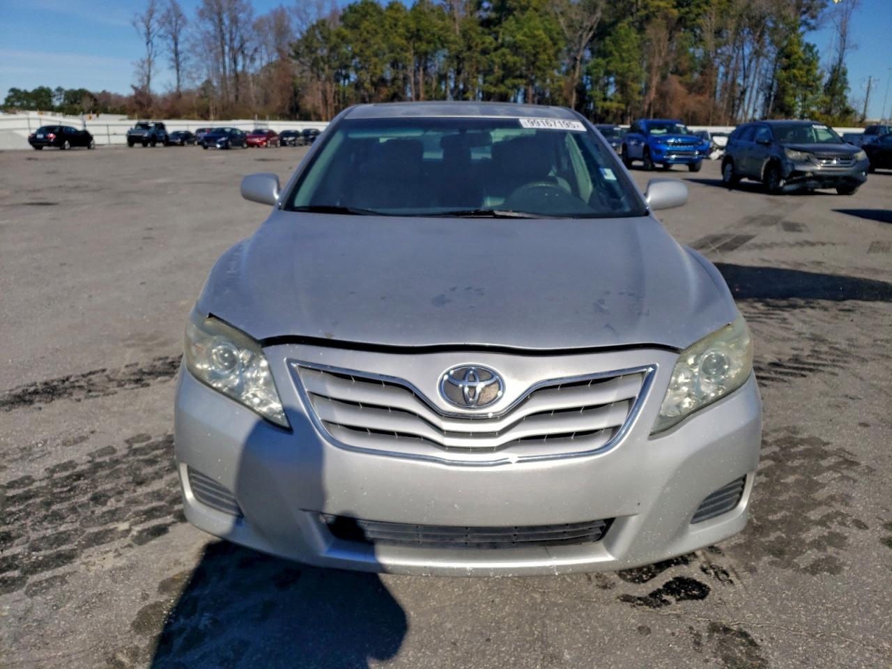 2011 TOYOTA CAMRY BASE photo 5