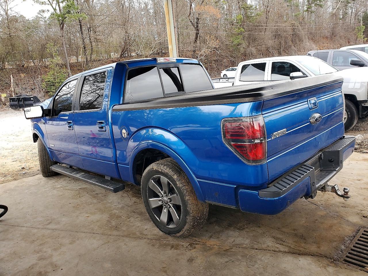 2013 FORD F150 SUPERCREW photo 2