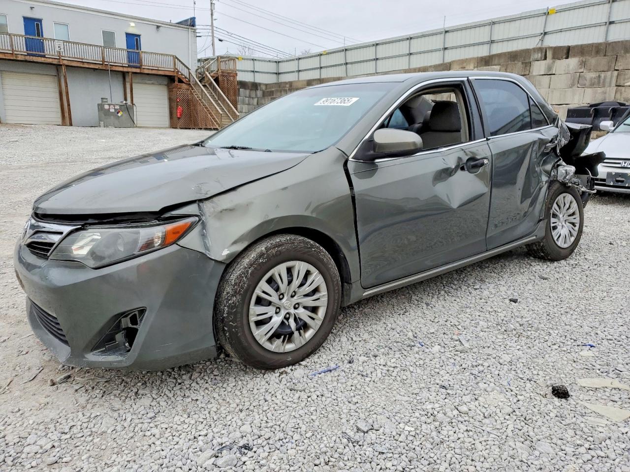 2012 TOYOTA CAMRY
