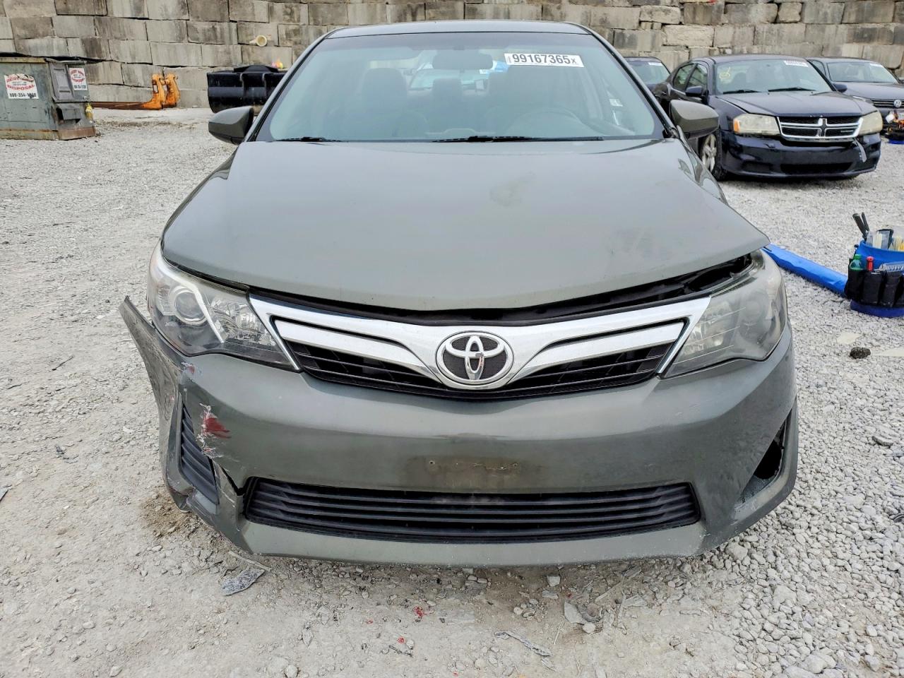 2012 TOYOTA CAMRY LE photo 5