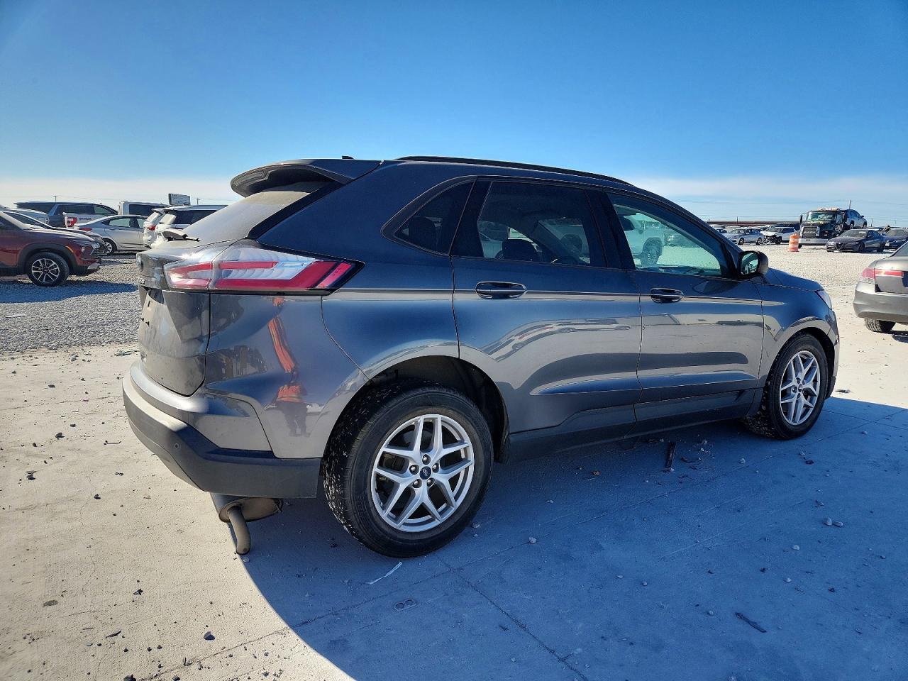 2021 FORD EDGE SE photo 3