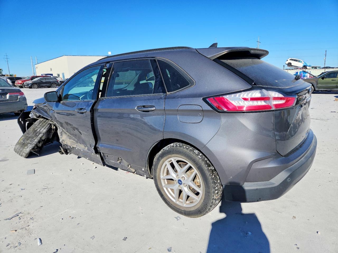 2021 FORD EDGE SE photo 2