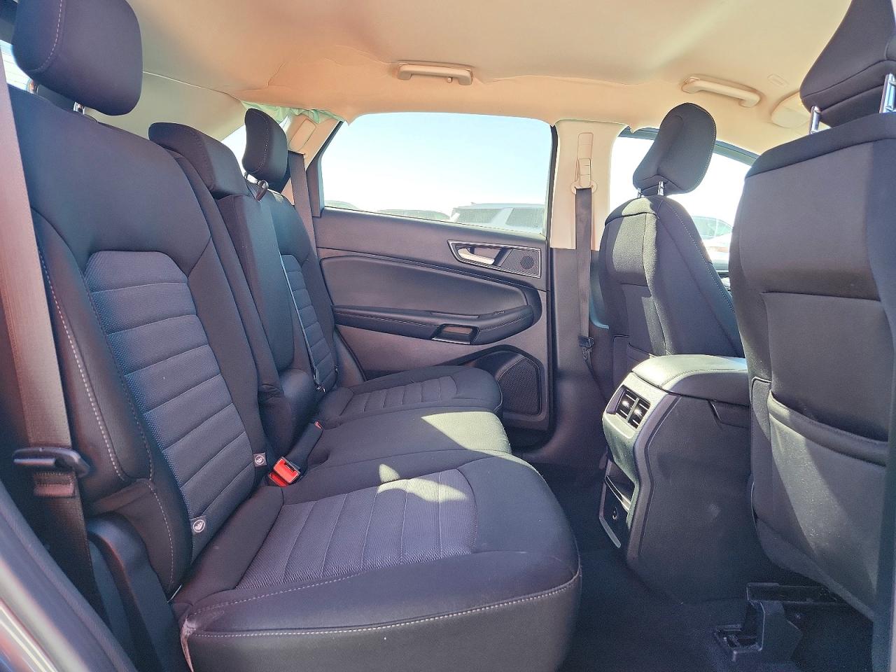 2021 FORD EDGE SE photo 11