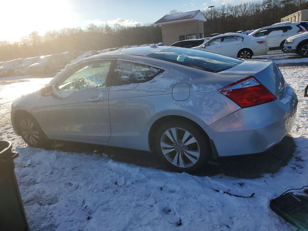 2010 HONDA ACCORD EXL photo 3