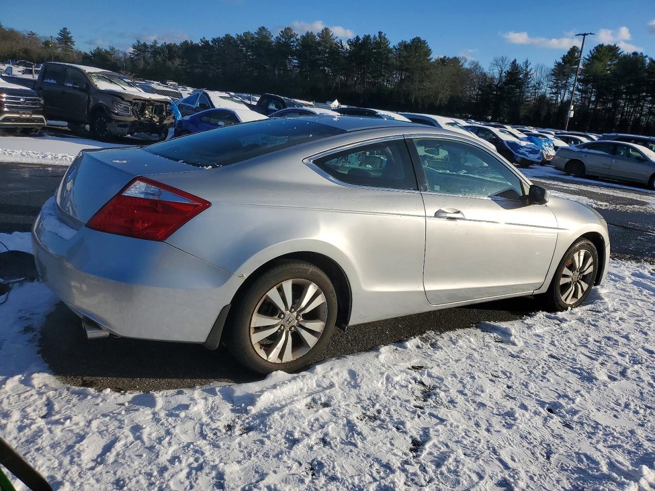 2010 HONDA ACCORD EXL photo 5