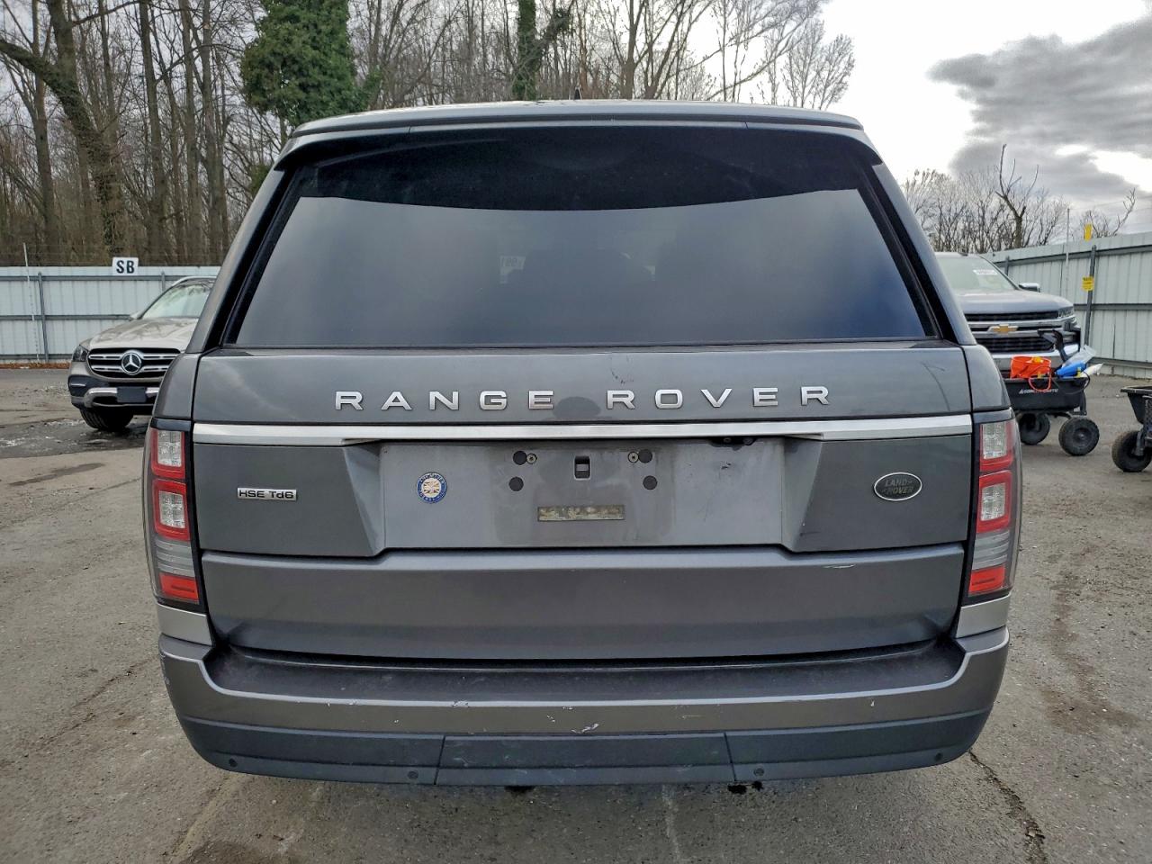 2017 LAND ROVER RANGE ROVER HSE photo 6