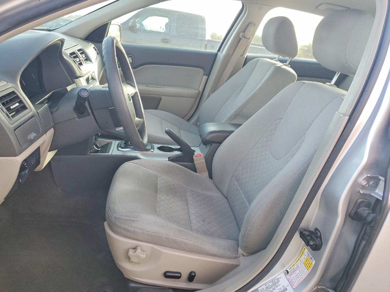 2011 FORD FUSION SE photo 7