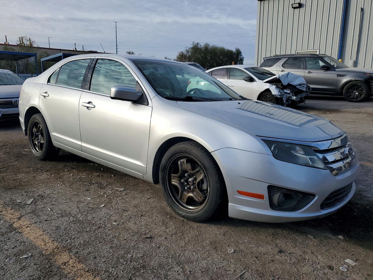 2011 FORD FUSION SE photo 4