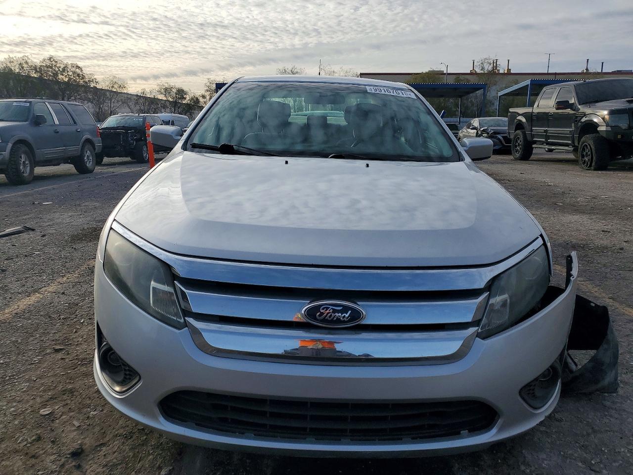 2011 FORD FUSION SE photo 5