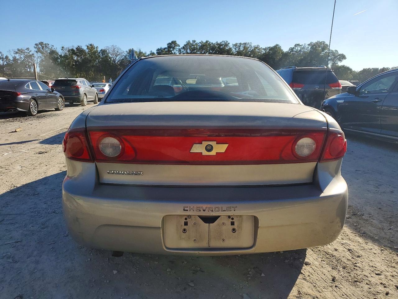 2004 CHEVROLET CAVALIER photo 6