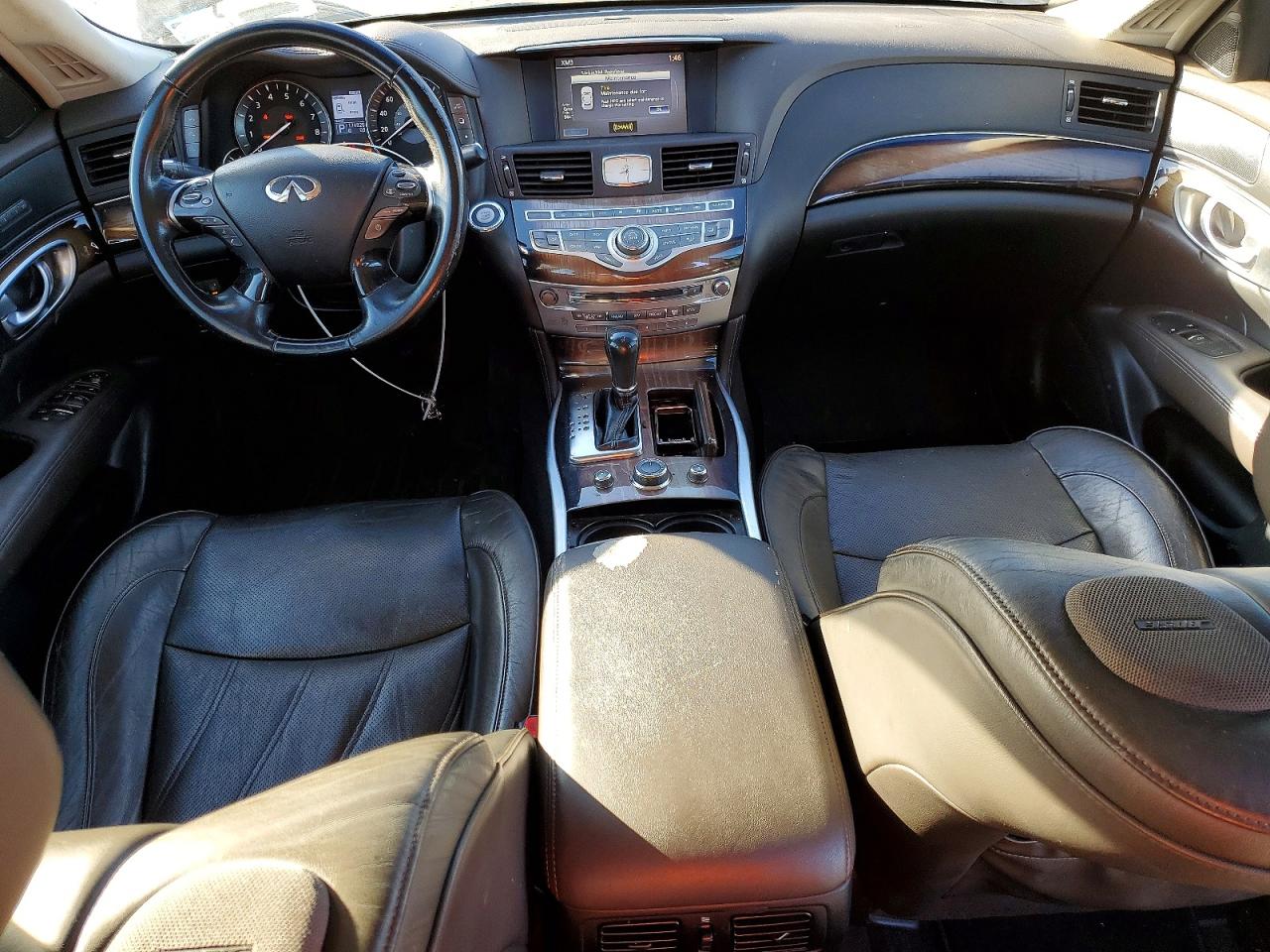 2011 INFINITI M37 X photo 8
