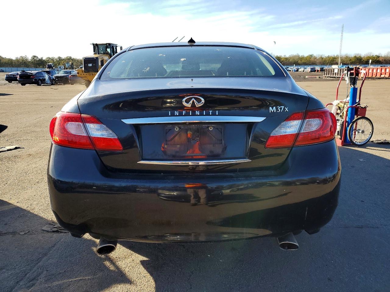 2011 INFINITI M37 X photo 6