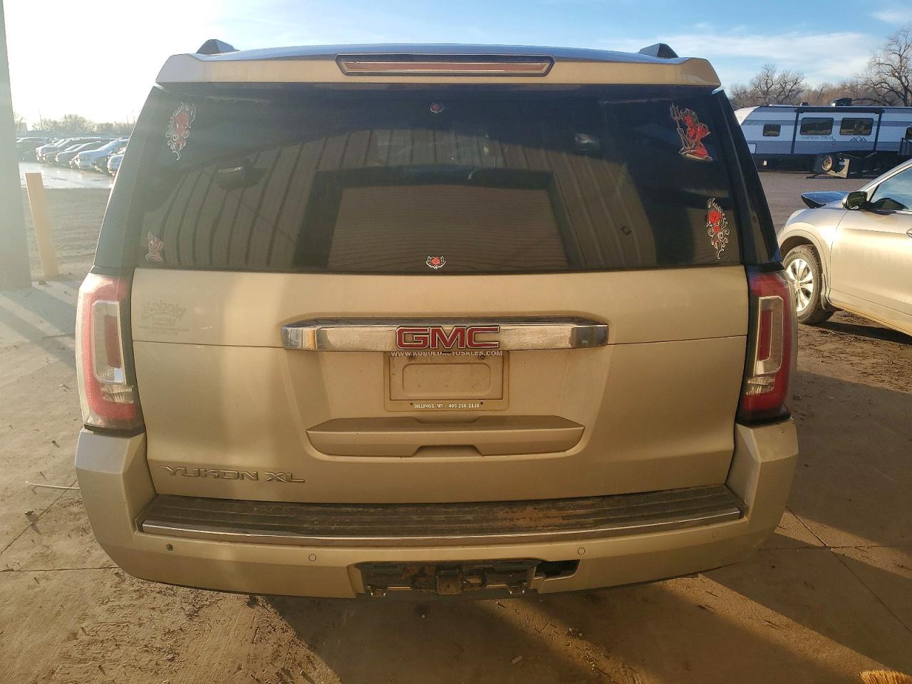 2015 GMC YUKON XL DENALI photo 6