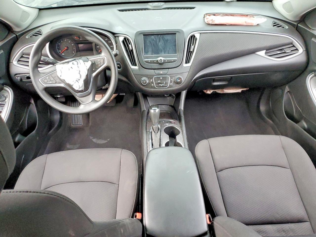 2018 CHEVROLET MALIBU LS photo 8