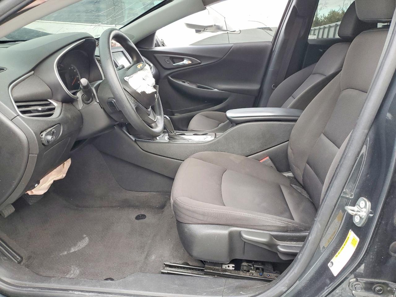 2018 CHEVROLET MALIBU LS photo 7