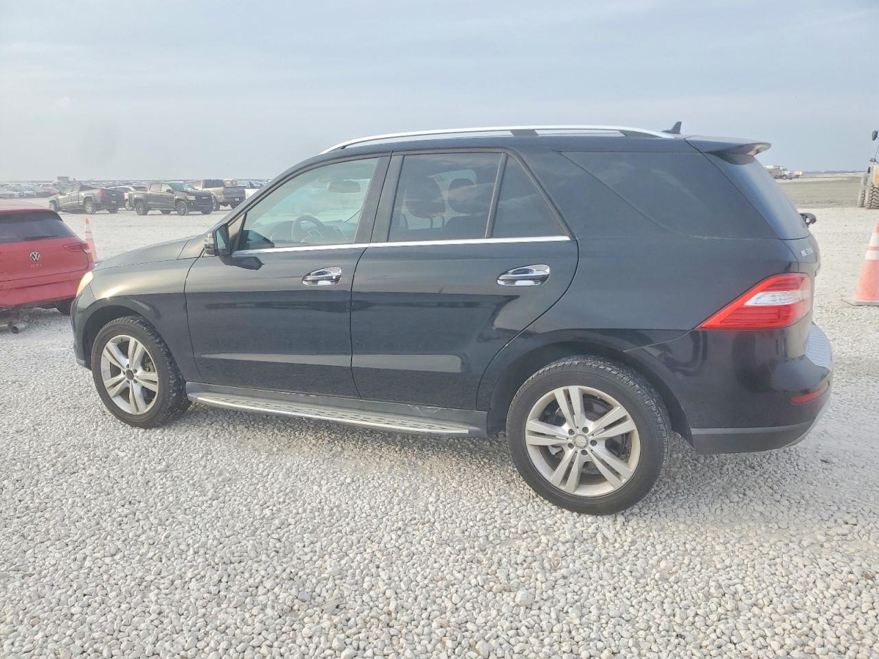 2015 MERCEDES-BENZ ML 350 4MATIC photo 2