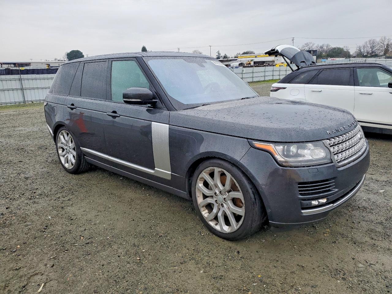 2016 LAND ROVER RANGE ROVER SUPERCHARGED photo 4