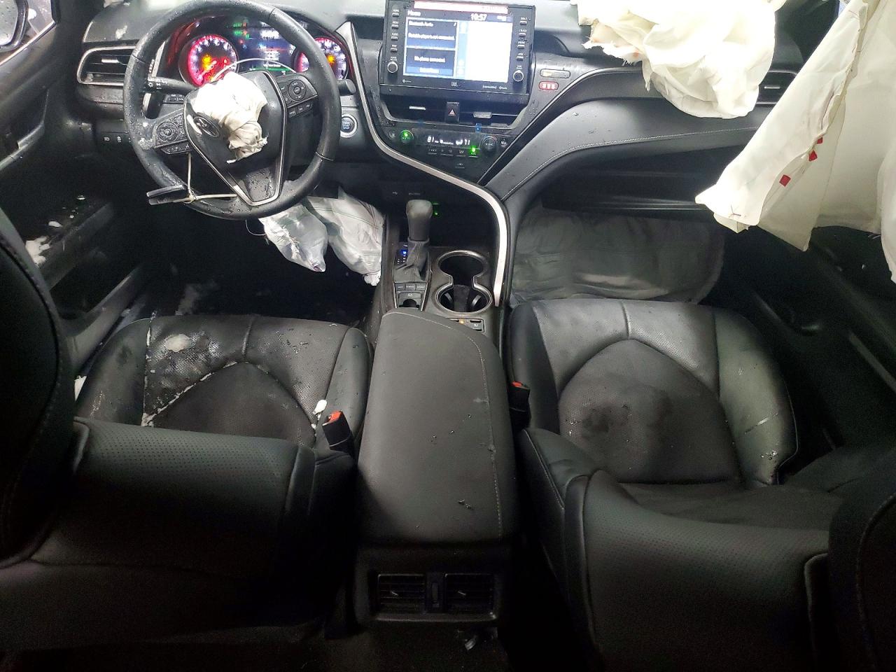2024 TOYOTA CAMRY XSE photo 15