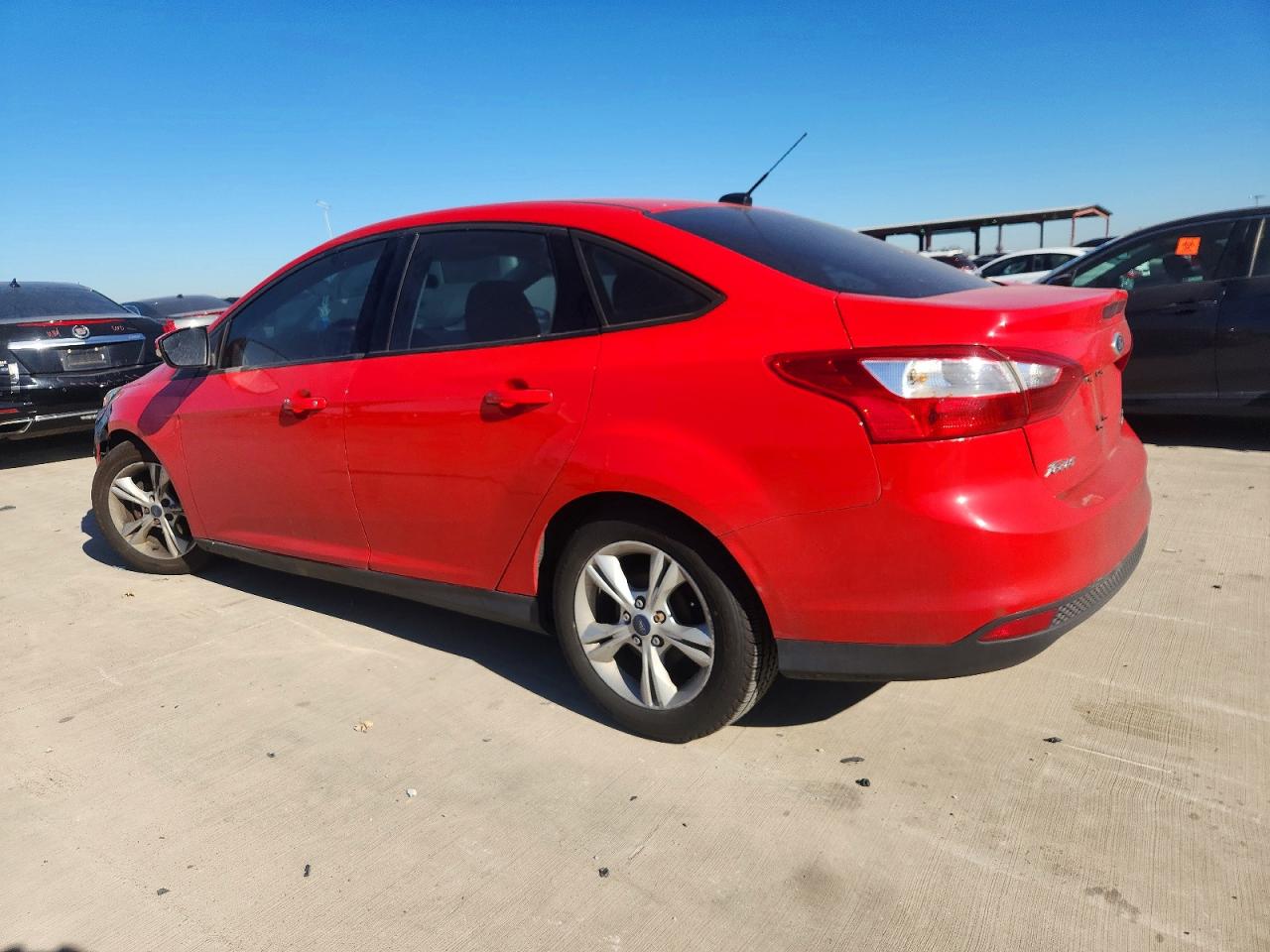 2014 FORD FOCUS SE photo 2