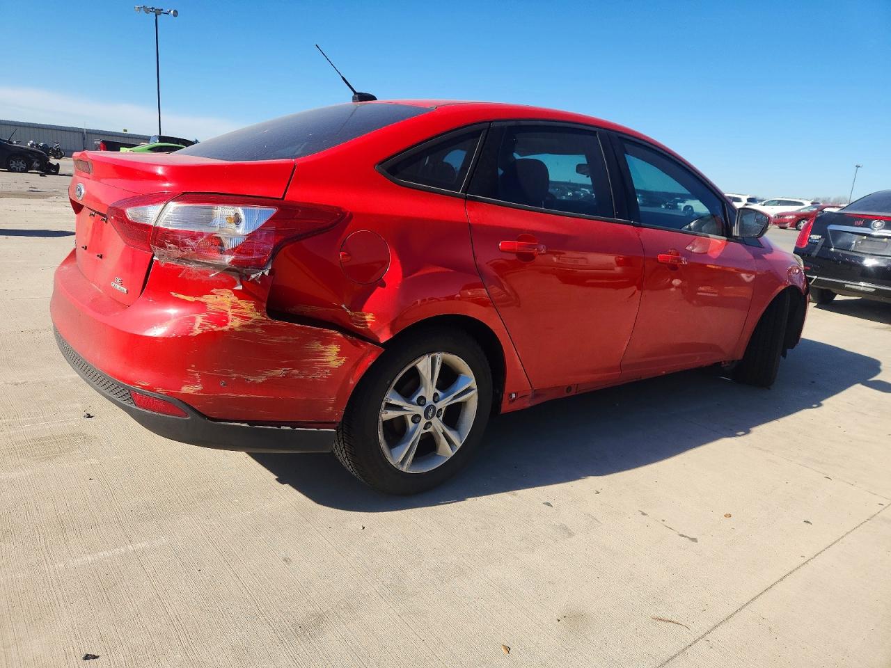 2014 FORD FOCUS SE photo 3