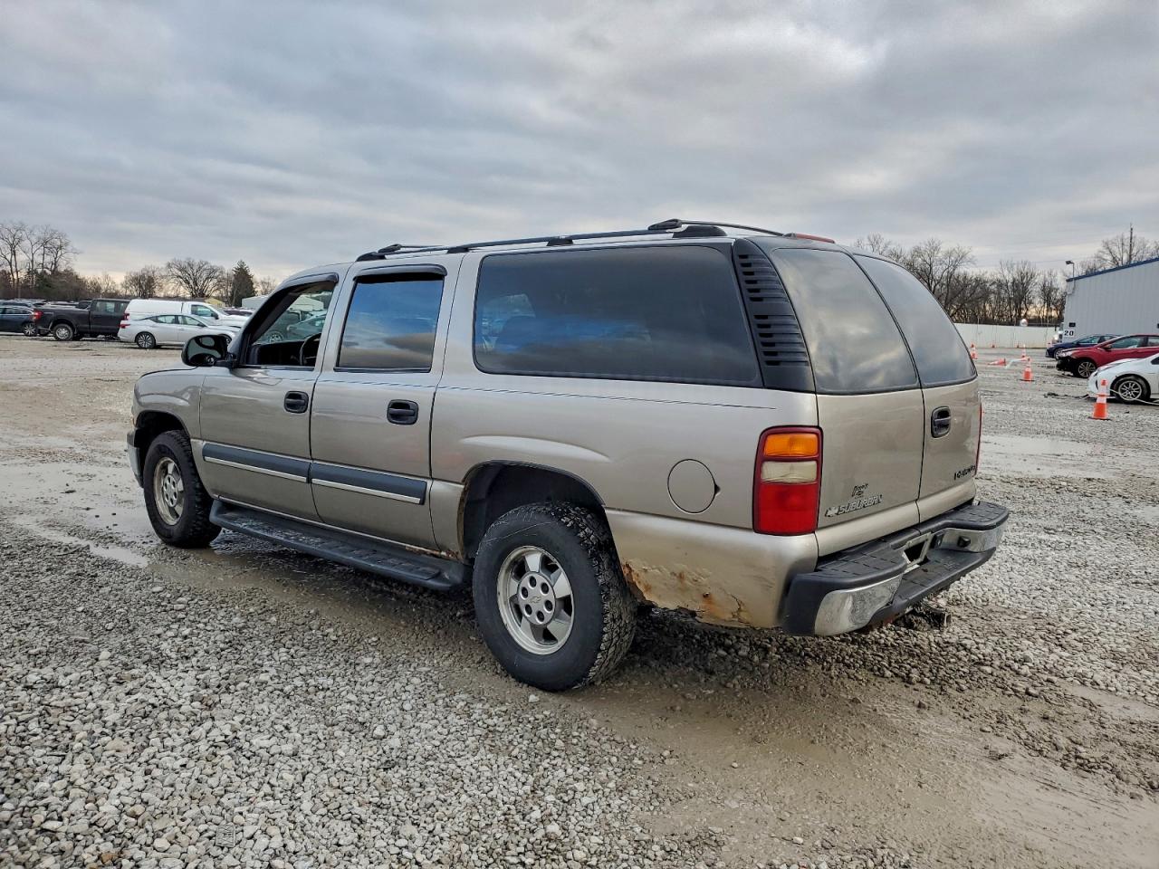 2003 CHEVROLET SUBURBAN C1500 photo 3