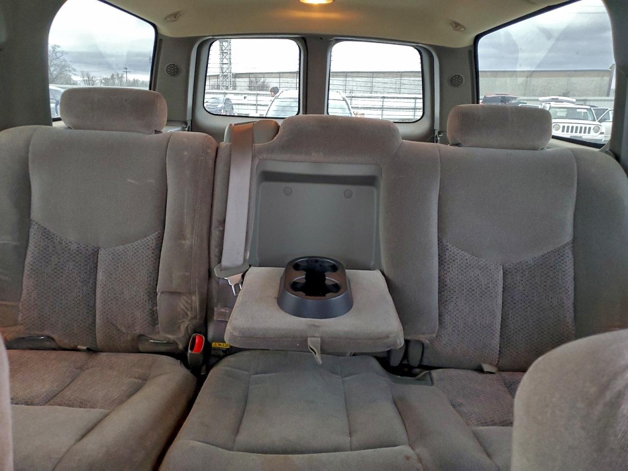 2003 CHEVROLET SUBURBAN C1500 photo 19