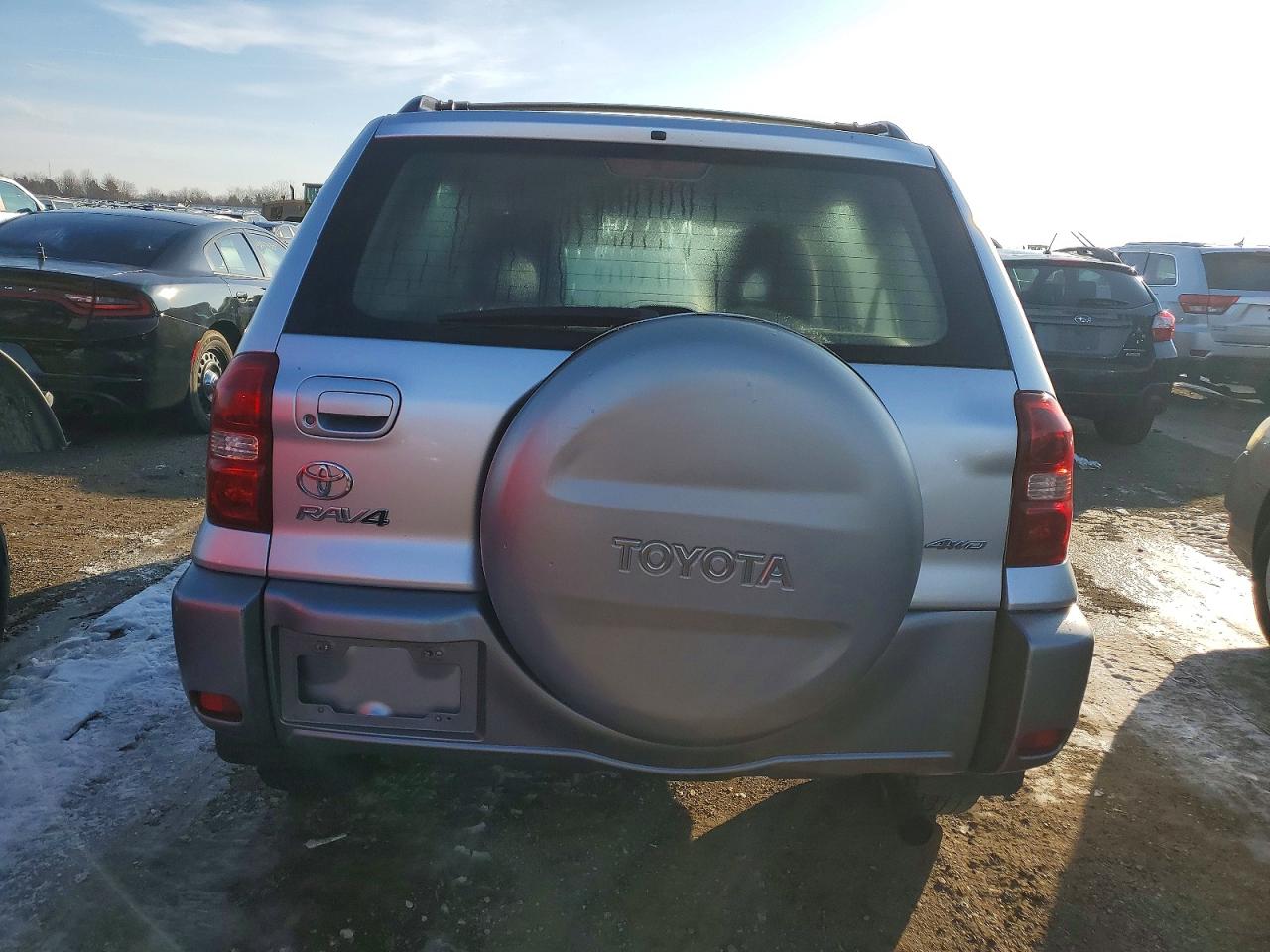 2005 TOYOTA RAV4 photo 6