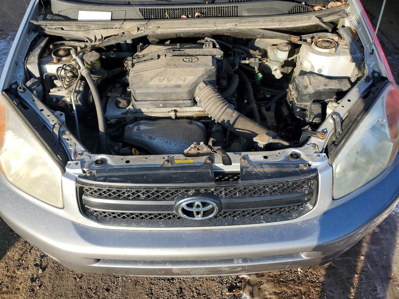 2005 TOYOTA RAV4 photo 11