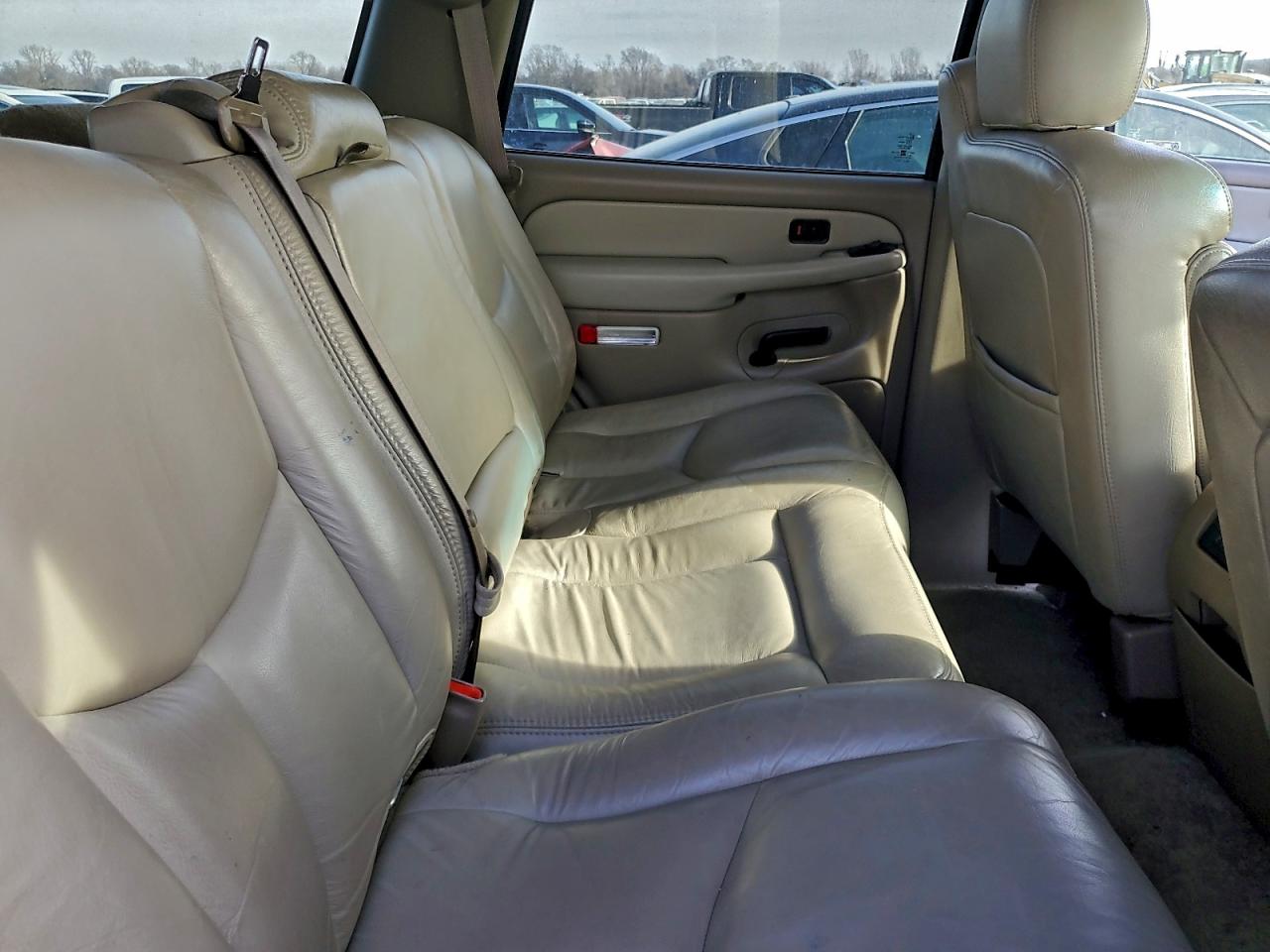 2003 CHEVROLET TAHOE K1500 photo 10